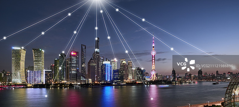 科技互联的上海CBD繁华夜景图片素材