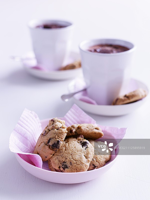 巧克力饼干和热巧克力图片素材
