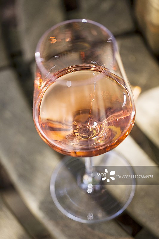 一杯rosé葡萄酒图片素材