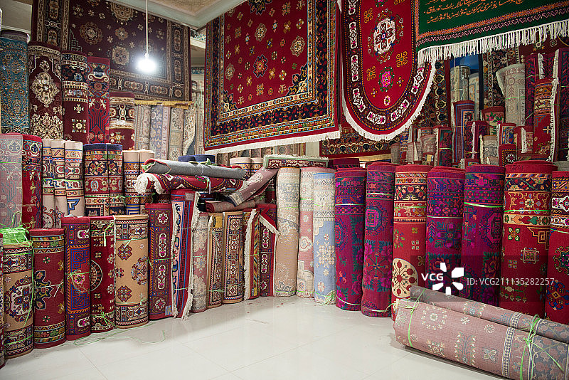 新疆喀什大巴扎地毯商铺图片素材