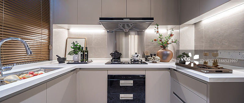 现代风格的家庭厨房图片素材