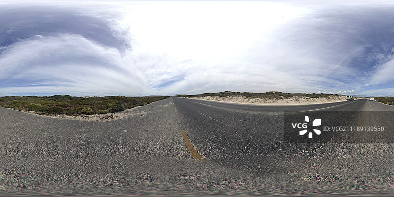 360掳 HDRI showing an asphalt road in sandy coastal scene in Cape Town, South Africa图片素材