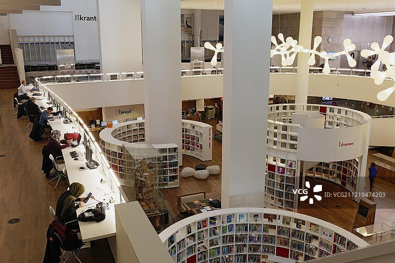 阿姆斯特丹公共图书馆的阅览室，建筑师Joe Coenen，阿姆斯特丹，荷兰图片素材