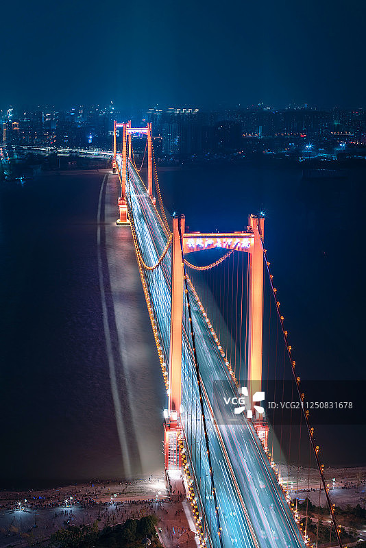 武汉鹦鹉洲桥夜景图片素材