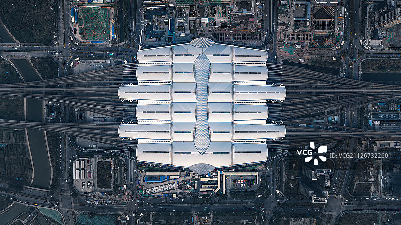 俯瞰广州南高铁站图片素材