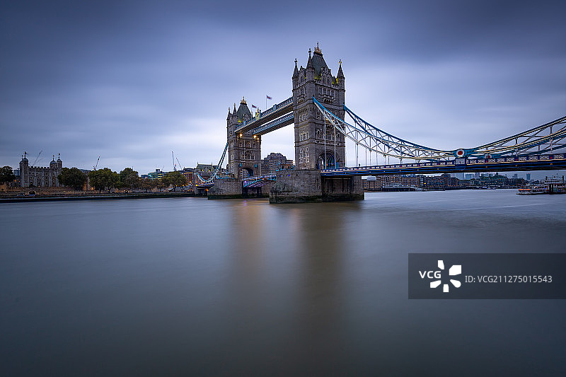 英国泰晤士河伦敦塔桥图片素材