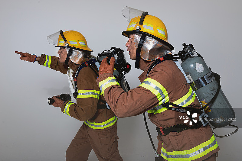亚洲男女消防员画像469图片素材