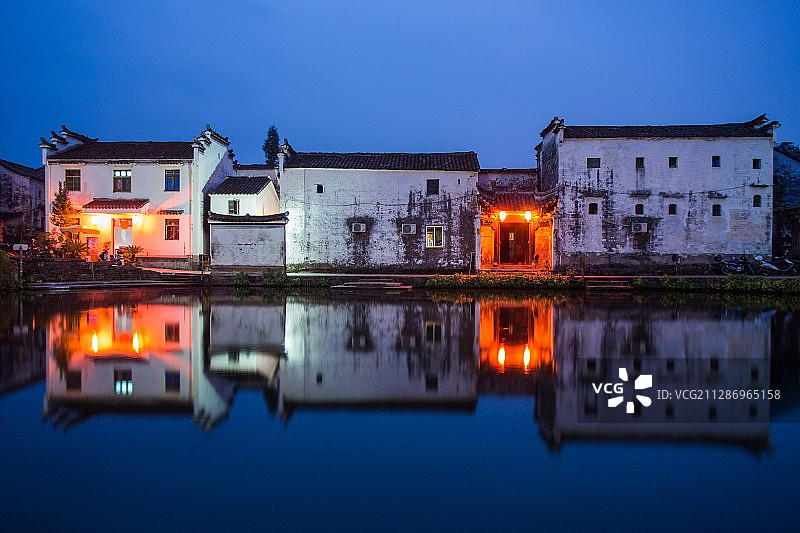 八卦村夜色。摄于浙江兰溪市诸葛八卦村。图片素材