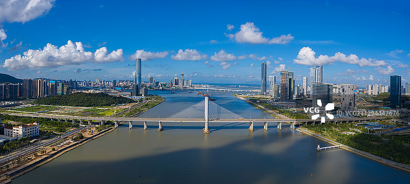横琴大桥：连接珠海和横琴新区，远望澳门和濠江图片素材