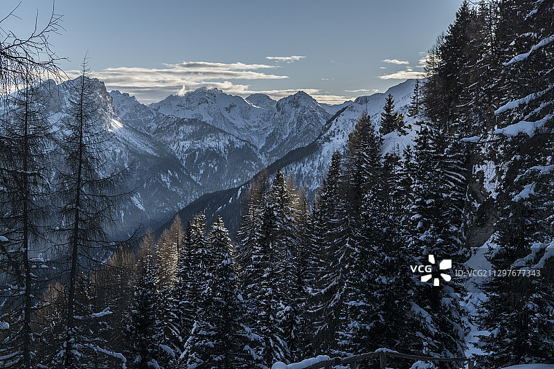 风景雪山对天空，科尔圣卢西亚，意大利图片素材