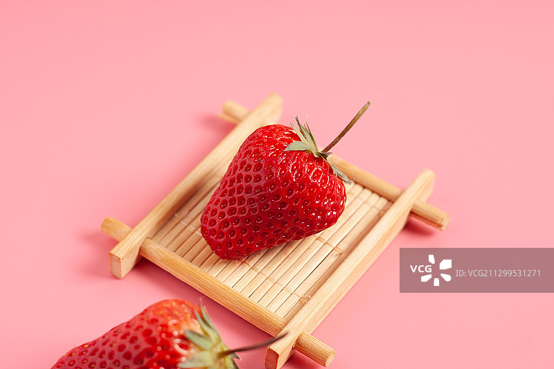 农产品新鲜水果草莓绿色天然健康食品图片素材