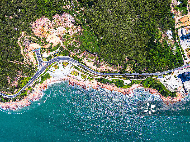 航拍视角下的汕头南澳岛海岸线图片素材