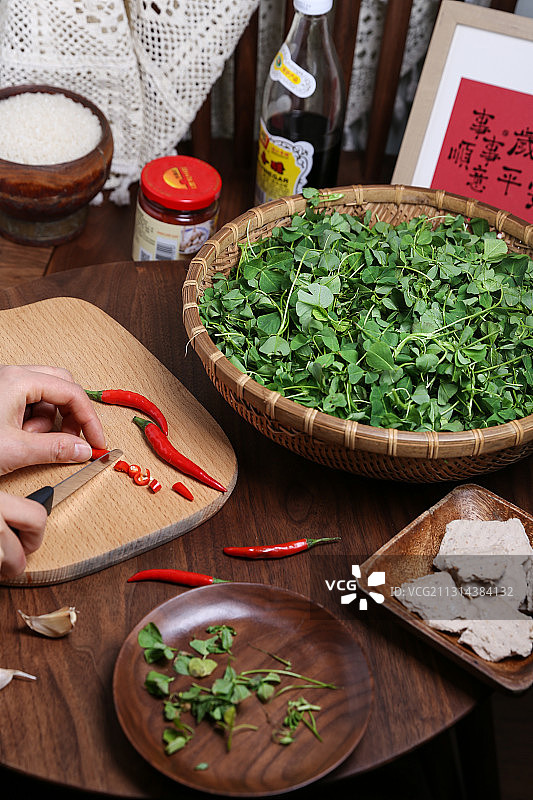 传统中式家常菜食材草头图片素材