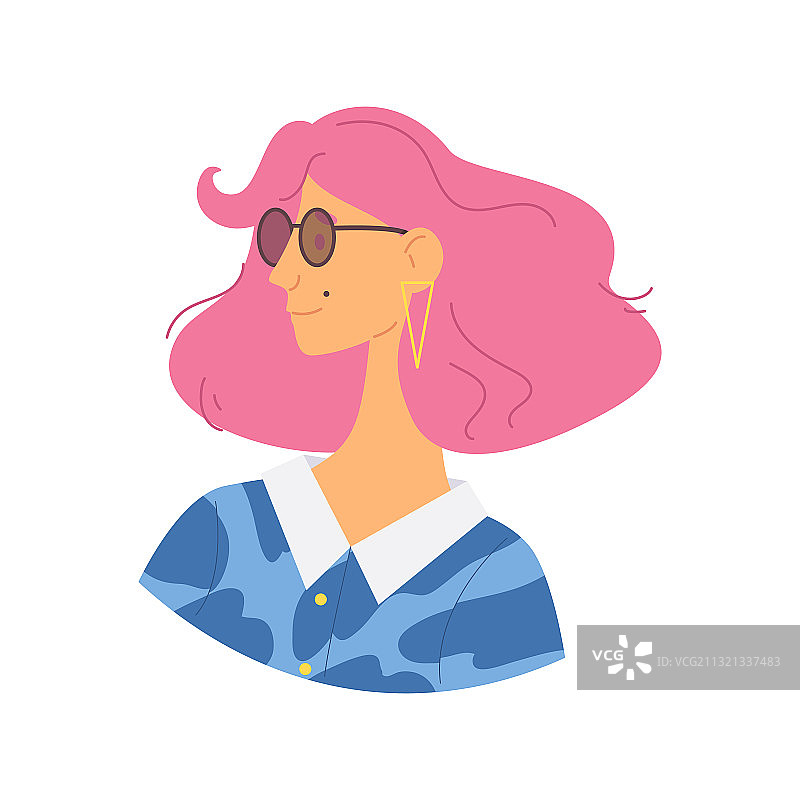 年轻女子戴着墨镜，头发粉红图片素材