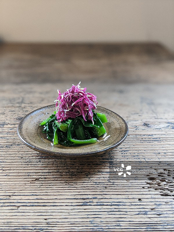 水煮和调味菊花，日本食物图片素材