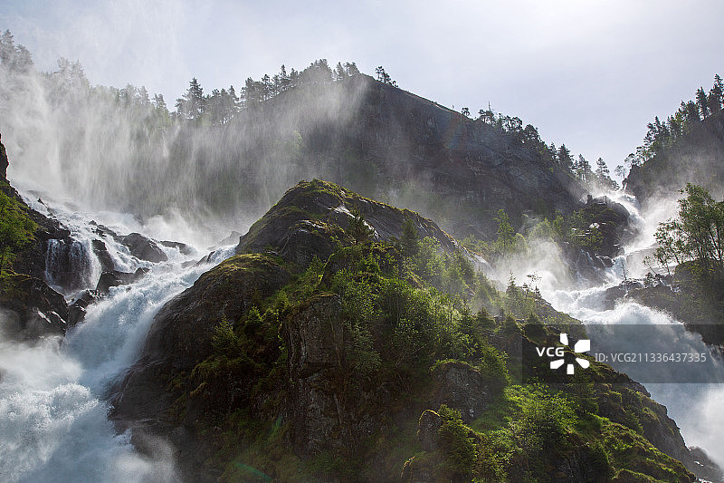 挪威奥达瀑布的天空风景图片素材