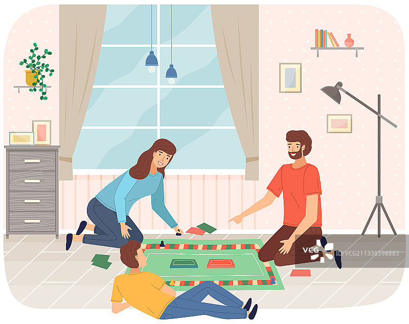 友好的家庭玩棋盘游戏的父母图片素材