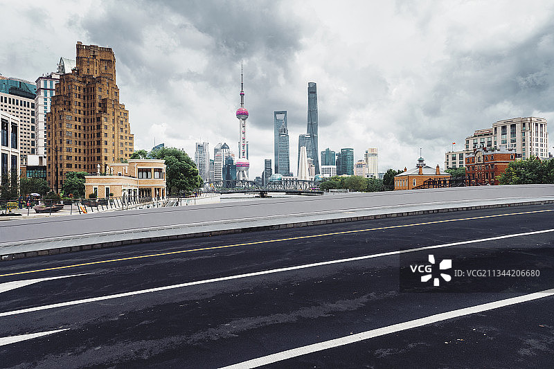 上海地标背景汽车背景图道路公路路面马路乍浦路桥图片素材