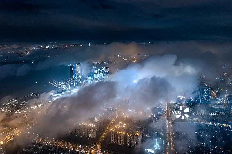 苏州平流雾城市航拍夜景图片素材