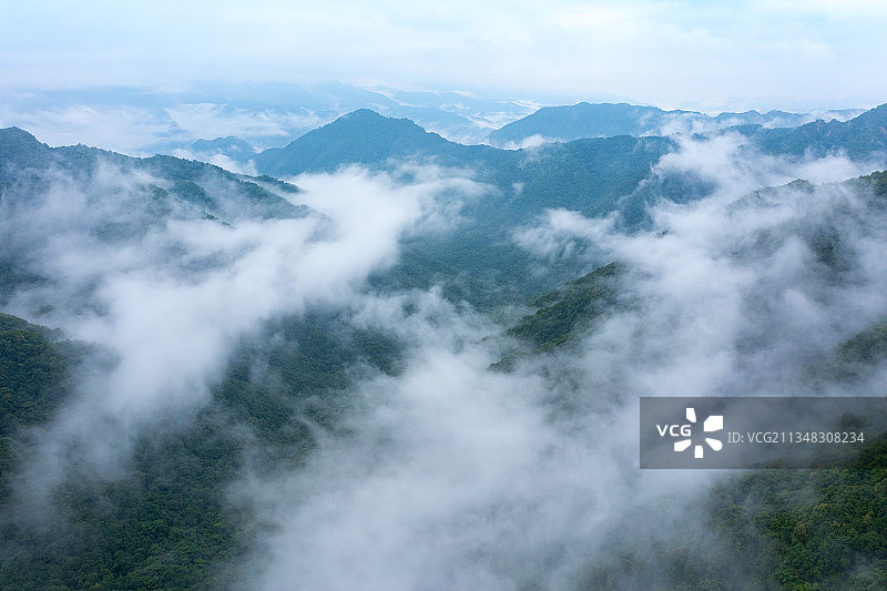 秦岭山脉，云雾图片素材