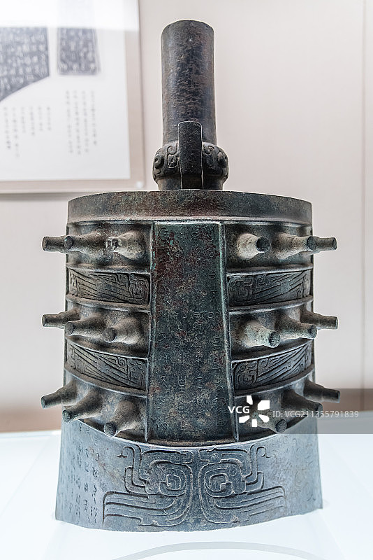 上海博物馆的西周晚期梁其钟图片素材