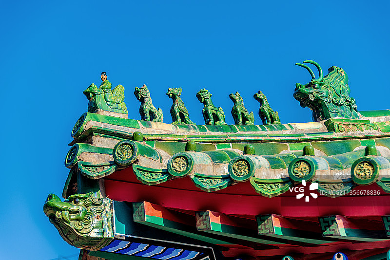 中国北京天坛公园北神厨屋顶蹲兽图片素材