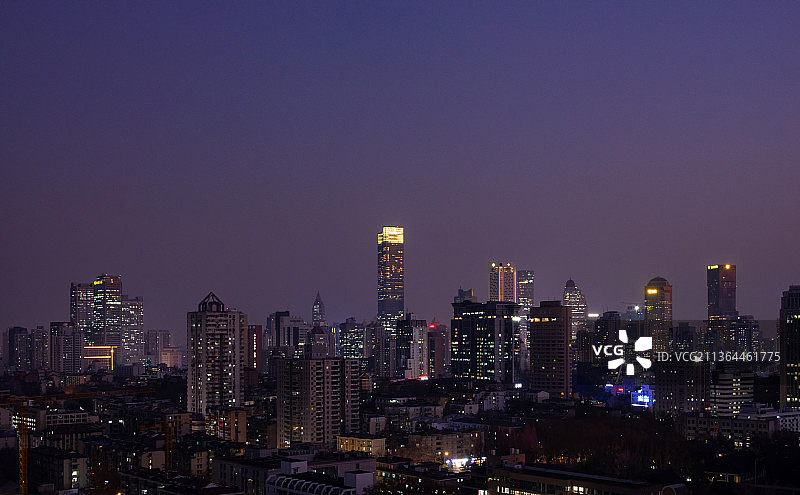 航拍南京城市天际线夜景风光图片素材