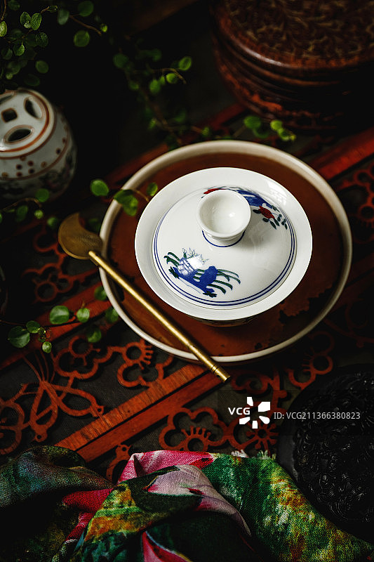 青花瓷茶碗图片素材