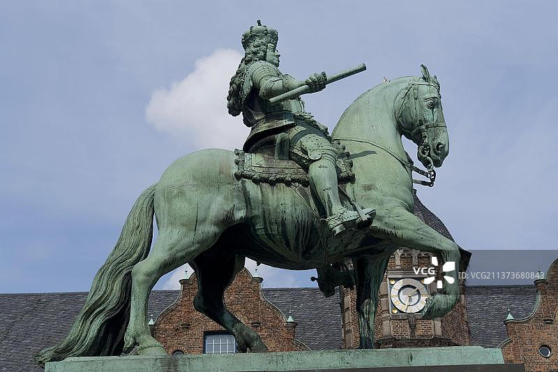 Jan Wellem纪念碑，骑马雕像，市场广场，老城，杜塞尔多夫，北莱茵-威斯特伐利亚，德国，欧洲图片素材