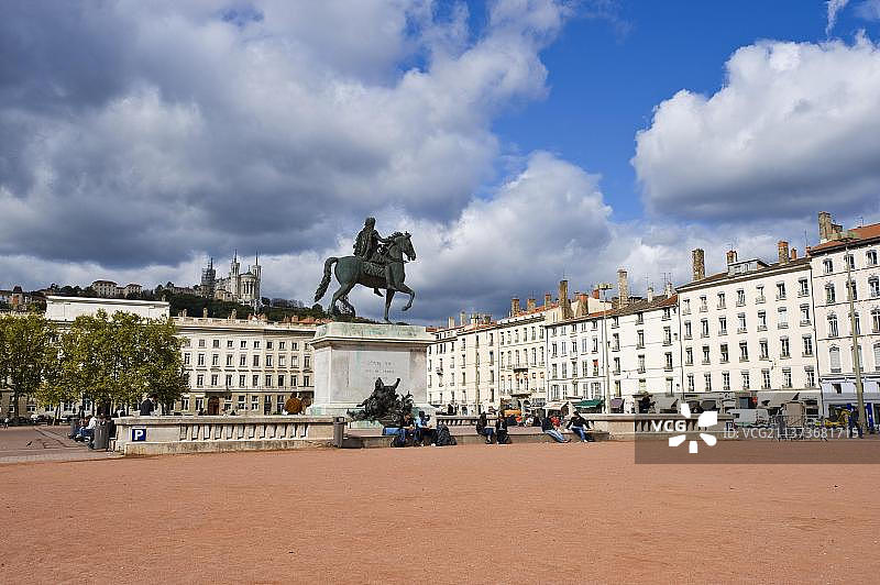 路易十四的骑马纪念碑，里昂，罗纳，罗纳-阿尔卑斯，法国，欧洲图片素材