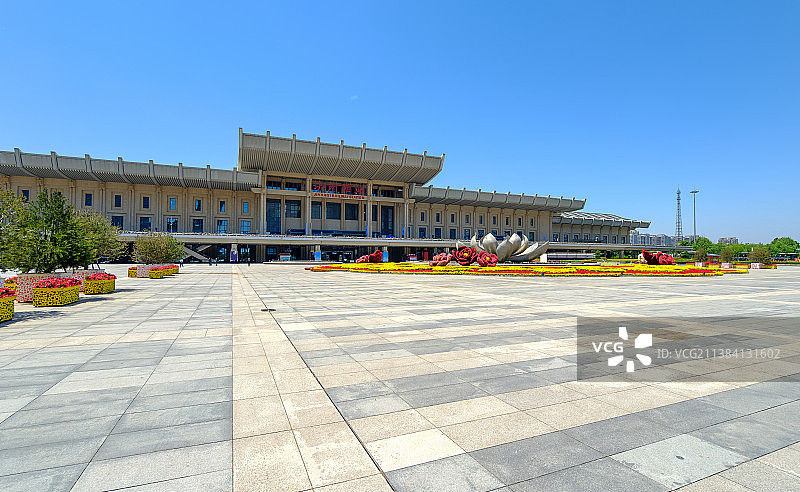 中国山东济南西站外景，120中画幅相机拍摄图片素材