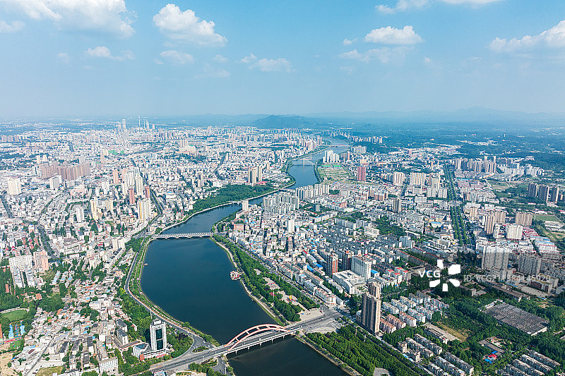 河南信阳浉河城市天际线风光航拍俯瞰图片素材