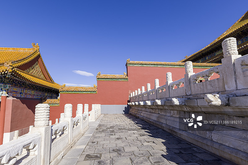北京故宫博物院太和殿右侧高台阶图片素材