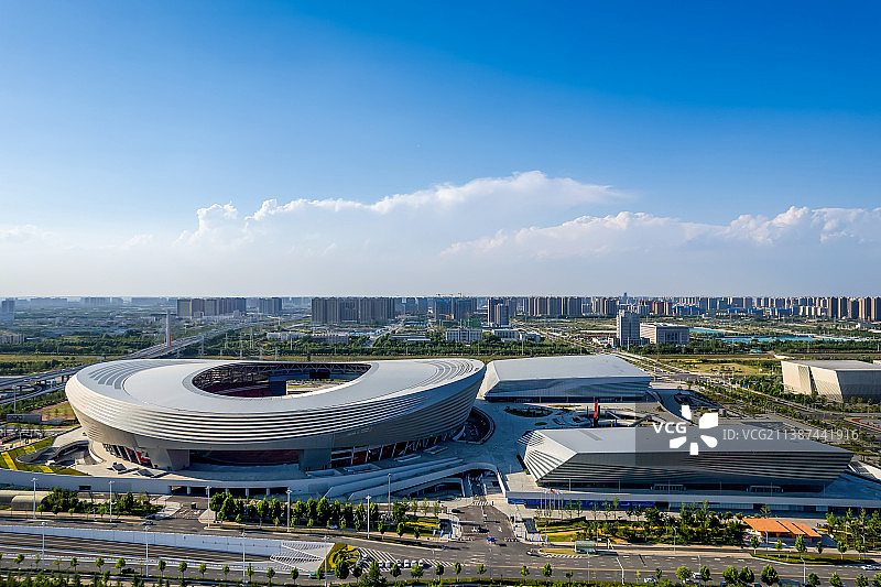航拍中国河南郑州奥体中心城市风光图片素材