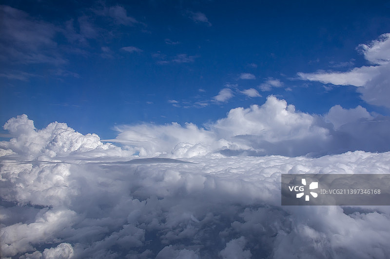 云层之上云海天空蓝天白云自然风光背景素材图片素材