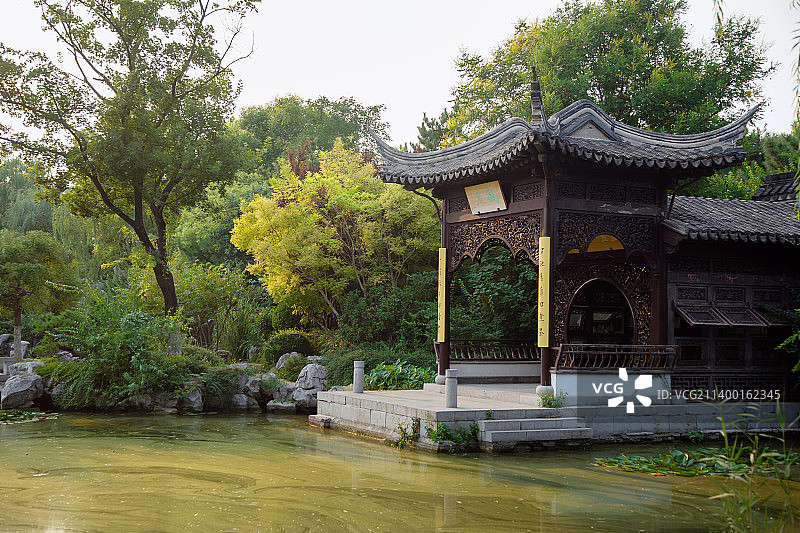 池塘边的古典建筑,中国元素,景观设计图片素材
