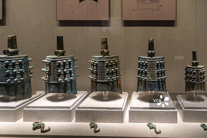 河南博物院青铜编钟图片素材