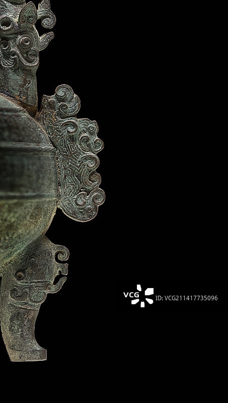 中国春秋青铜器，龙首提梁盉局部，龙首图片素材