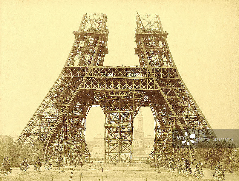 埃菲尔铁塔建造(1888年图片素材