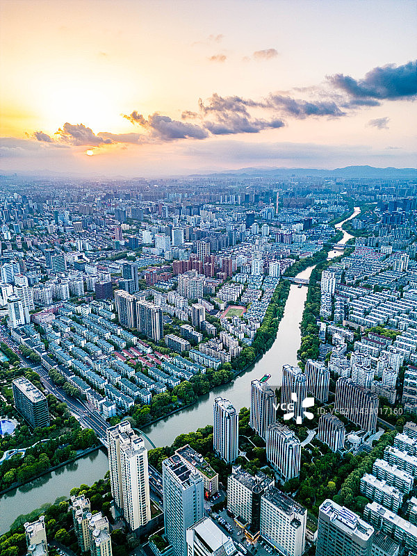 流经杭州市区的京杭大运河图片素材