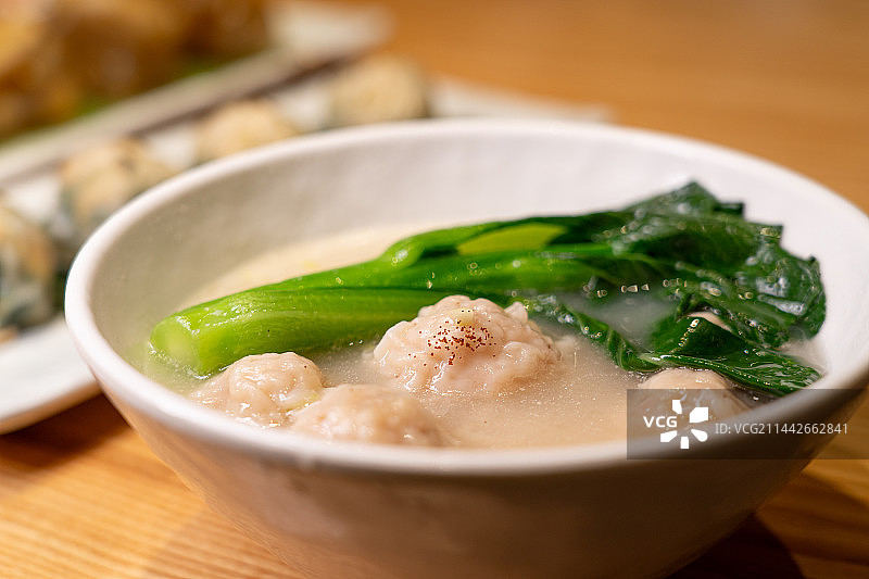 广东传统地方小吃 鲜虾净云吞图片素材