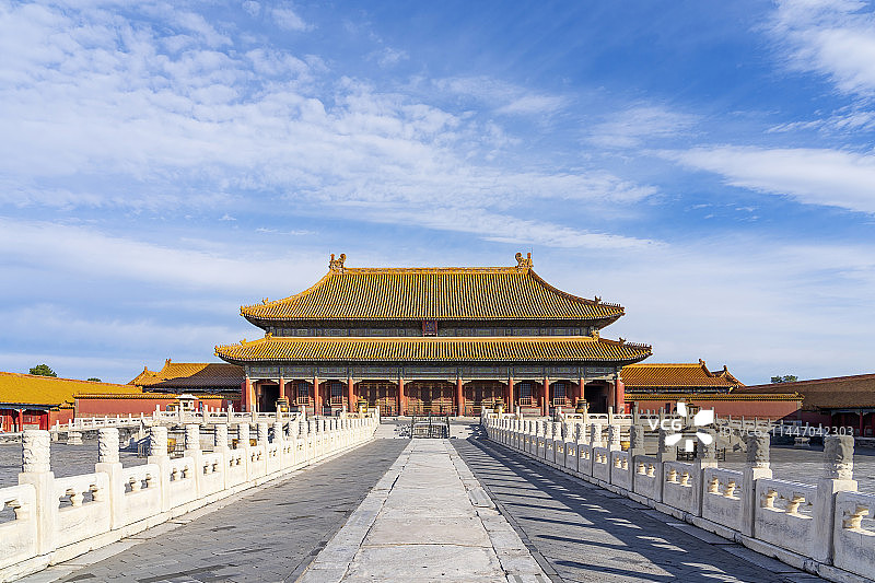 蓝天白云下的北京故宫乾清宫图片素材