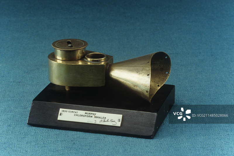 墨菲氯仿吸入器，1848年图片素材