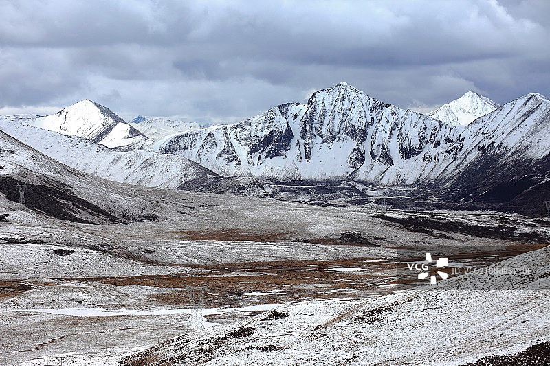 川藏线米拉雪山垭口图片素材