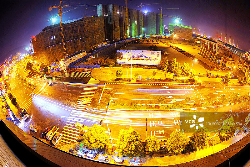夜景俯视城市的街道图片素材