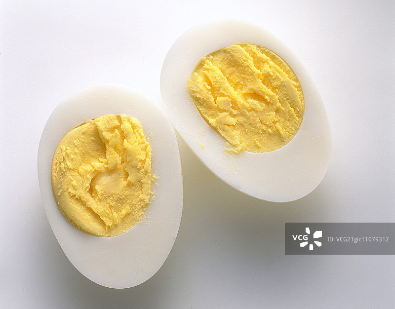 半熟的鸡蛋(煮8分钟)图片素材