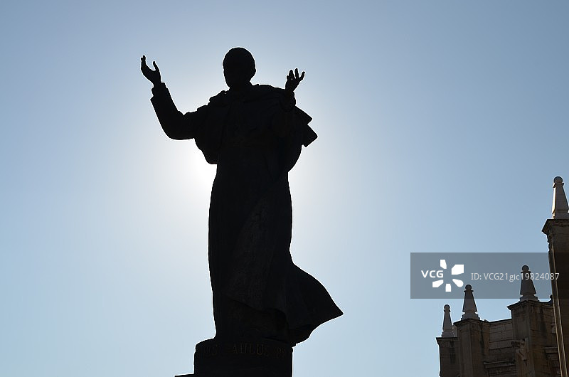 保罗二世雕像-马德里图片素材