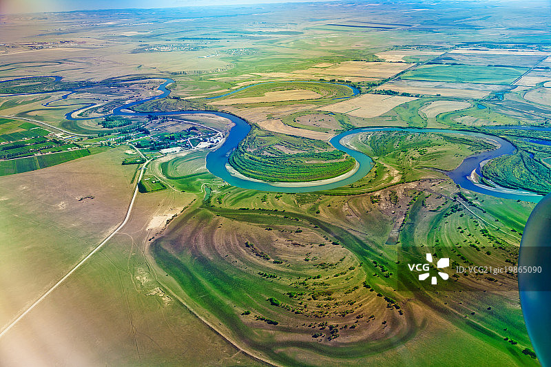 航拍地貌草原河流，内蒙古， 中国图片素材