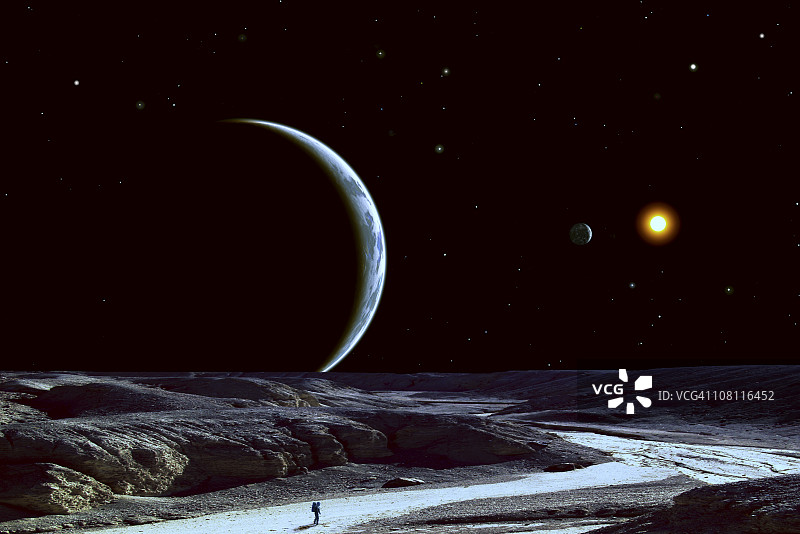 一个孤独的探险家沿着一条古老的河床前进，他的星球漂浮在黑色的星空中。图片素材