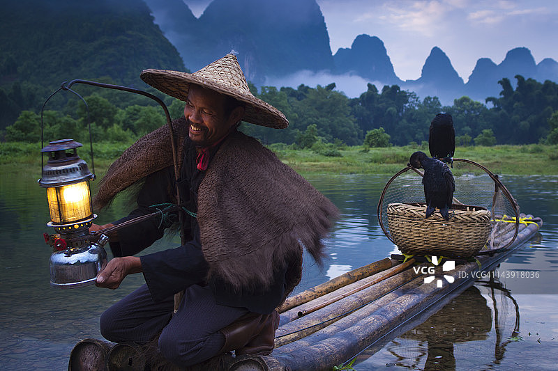 桂林渔民图片素材